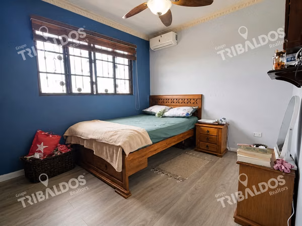 SALE OF HOUSE IN MIRADOR DEL LAGO