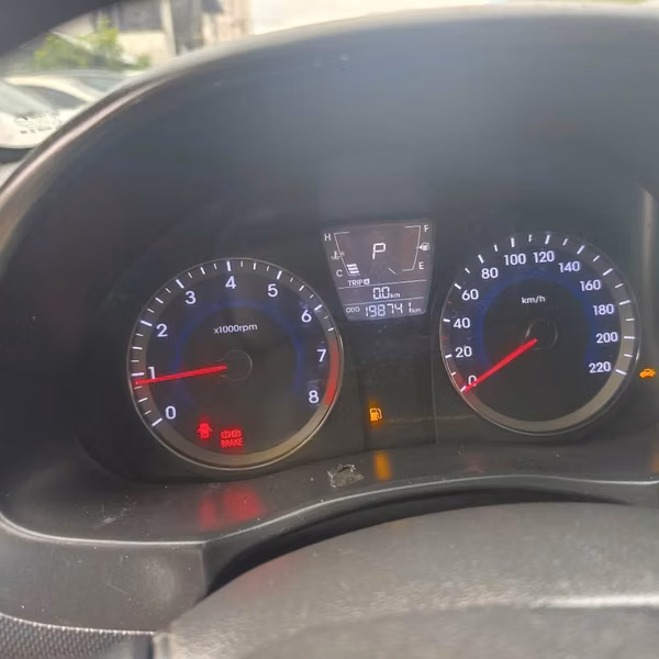 Hyundai Accent 2012