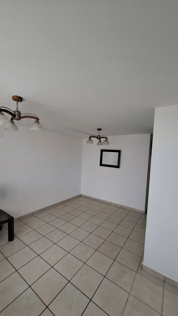 Apartment for sale in PH Plaza Valencia Via España