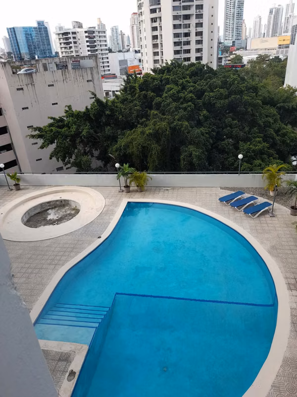 APARTMENT FOR SALE IN CALLE 50