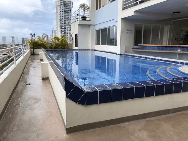EN VENTA apartamento en 12 de octubre