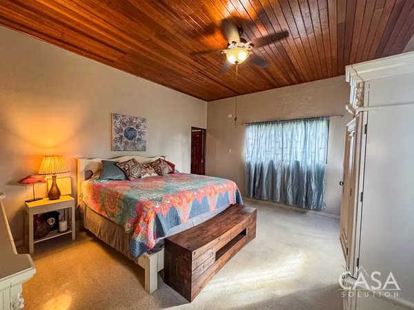 Home with Pool on Spacious Lot for Sale in Santiago, Veraguas
