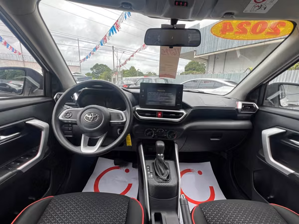 TOYOTA RAIZE 2024! AUTOMATICA DISPONIBLE EN DAVID CHIRIQUÍ