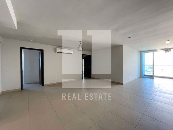 Apartamento en PH Costa del Este Country Club