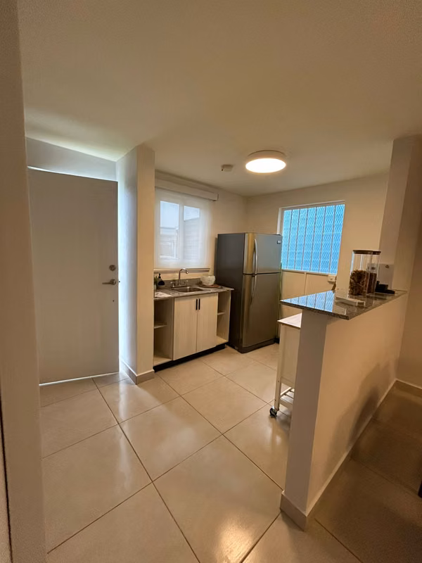 Vendo linda casa  a estrenar en playa dorada