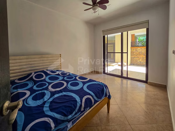 VENTA DE APARTAMENTO EN PH EMBASSY CLUB EN CLAYTON