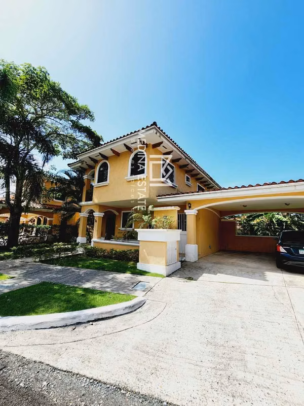 FOR RENT – HOME WITH APPLIANCES IN CLAYTON VILLAGE FOR 3 BEDROOMS