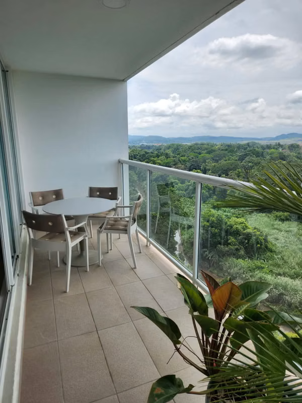 VENTA – APARTAMENTO EN CLAYTON PARK II | TERRAZA · NATURALEZA · EXCLUSIVIDAD