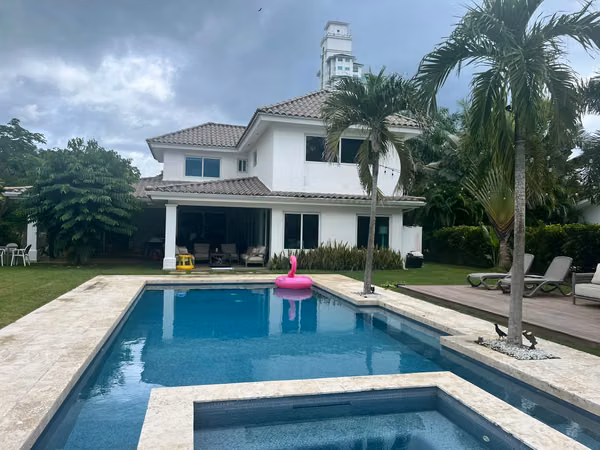 Venta de casa de playa, Bijao