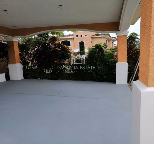 HOUSE FOR RENT IN CLAYTON VILLAGE – EXCLUSIVE RESIDENCE WITH GARDEN & PADEL COU
