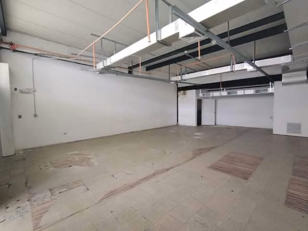 En venta - Locales Comerciales PH Crystal Plaza Mall, Los Pueblos