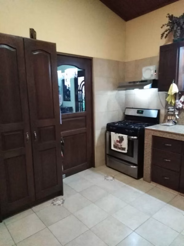 Residencia de 2 recamaras + 2 baños, Sin amoblar Volcán Tierras Altas