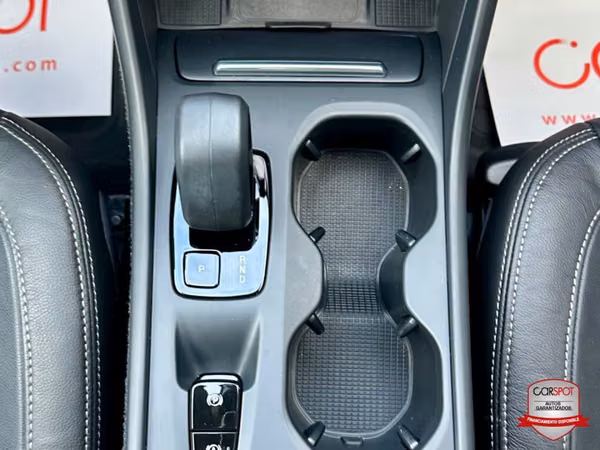 VOLVO XC40 2023  MILD HYBRID