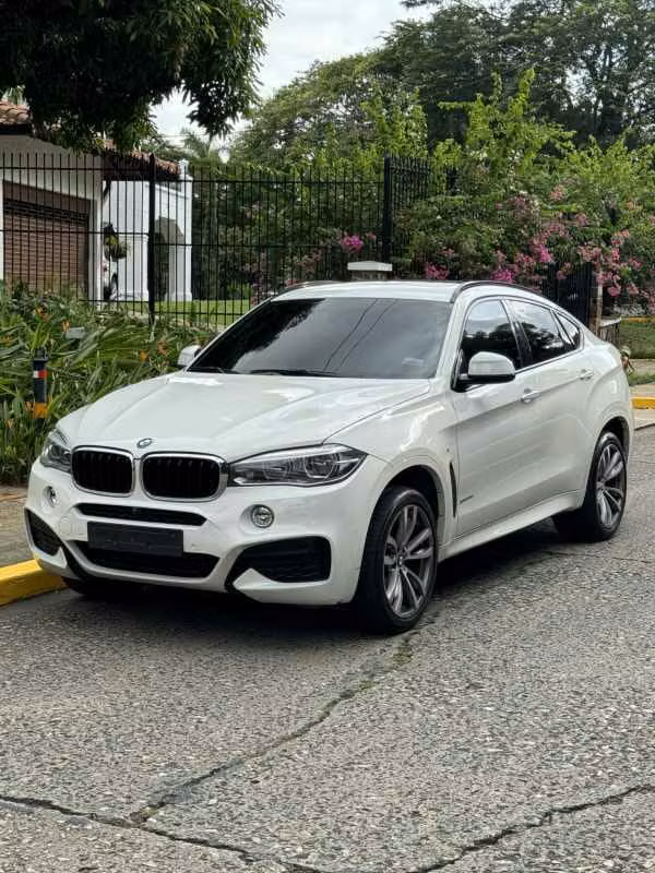 BMW X6 M 2016 EXCELENTE CONDICIONES