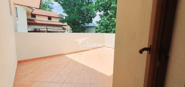 Clayton, Venta de Casa Unifamiliar en Sendero de Camino de Cruces con 2 terrazas