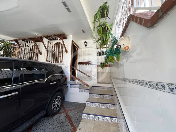 Venta Casa Condado del Rey 3 habitaciones 3 baños