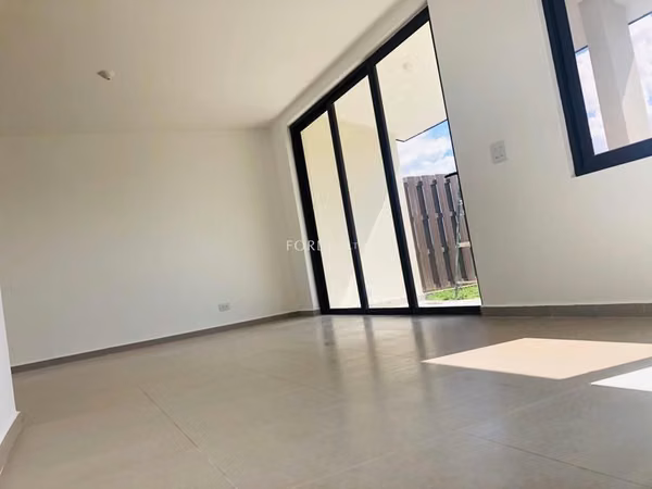 Alq/Vta Casa Golf Gardens - Villa Lucre RDA