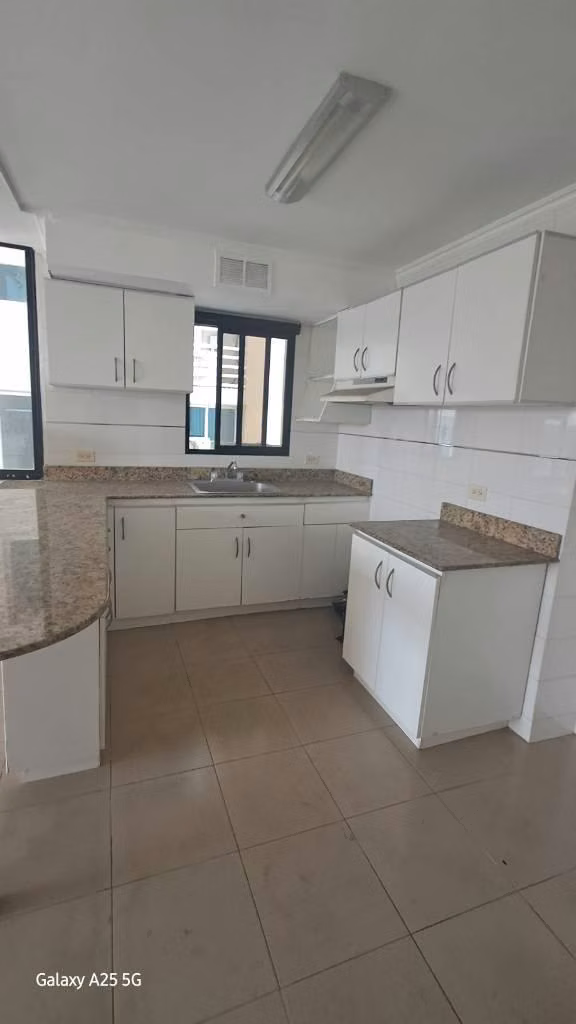 Paitilla $160,000