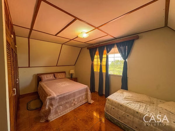 Prime 3-Bedroom Home on Spacious Lot in Alto Dorado, Boquete