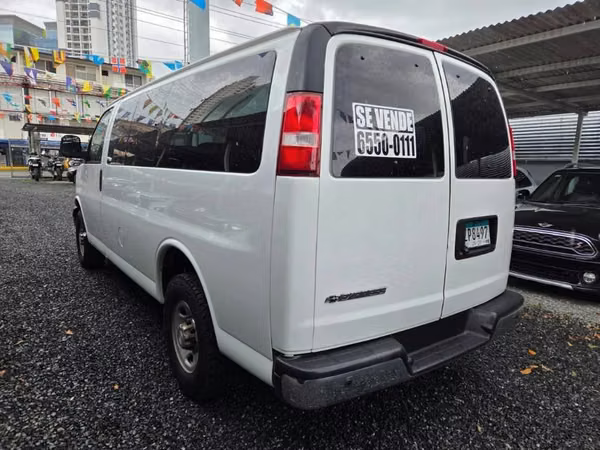 Chevrolet Express 2500