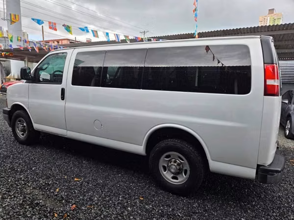 Chevrolet Express 2500