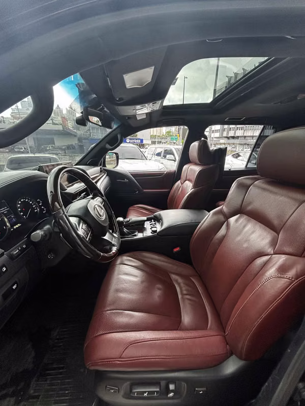 LEXUS LX