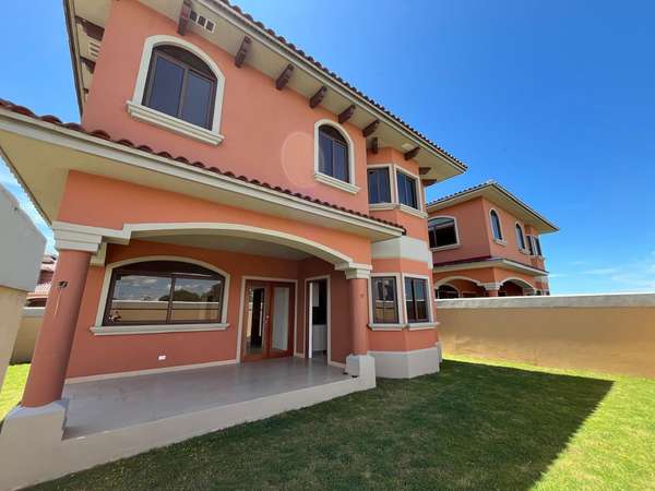 BRAND NEW HOUSE FOR SALE IN COSTA SUR | GATED COMMUNITY