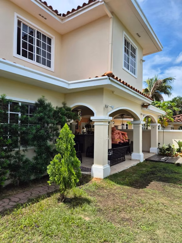 APARTMENT RENTAL -5D STREET