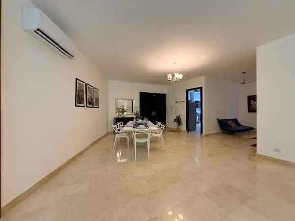 Apartment for sale in Amador, Panama – 3 bedrooms and 190 m² in an exclusive area