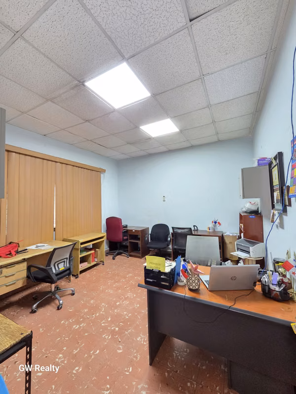 Lot and commercial premises for sale - San Francisco - Via Israel
