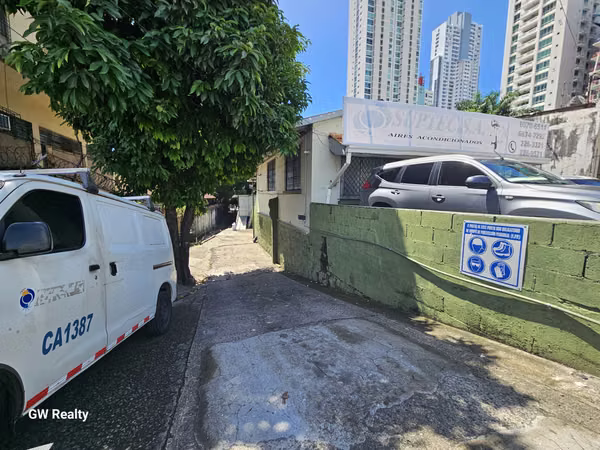 Lot and commercial premises for sale - San Francisco - Via Israel
