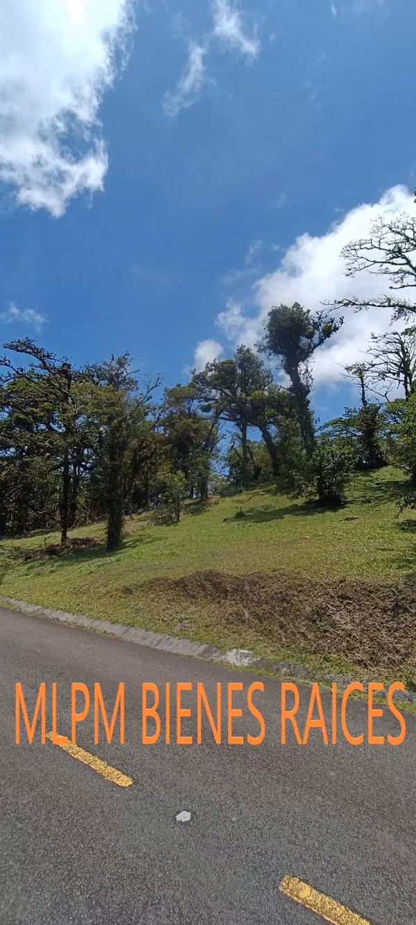 Land for Sale in Altos del Maria La Rioca