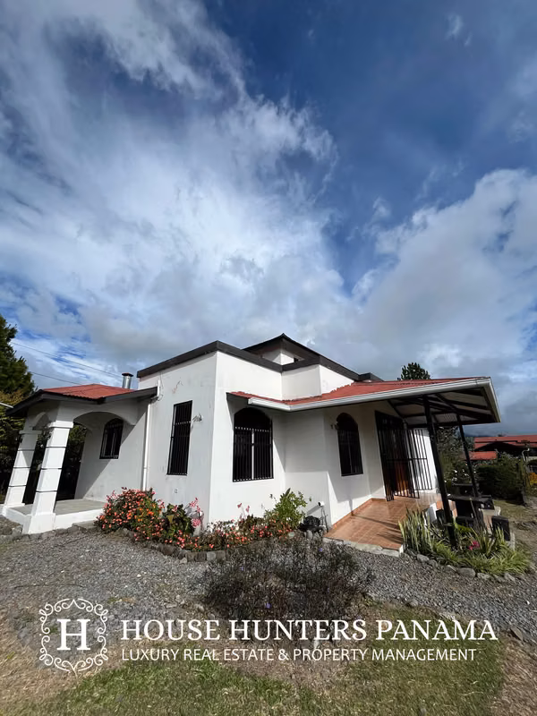 Commercial Property in Volcán Panama
