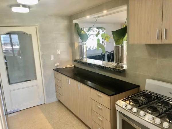 Apartamento Amoblado en Marbella frente al Parque ID 25498