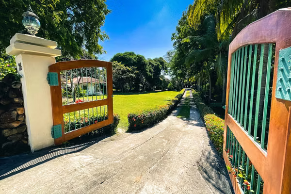 Luxury Beachfront Home for Sale in Coronado, Panama
