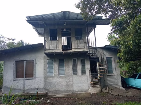 Vendo casa y terreno en alto boquete.