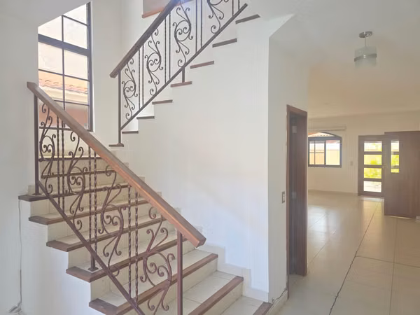 Vendo casa en exclusivo complejo El Doral, Costa Sur