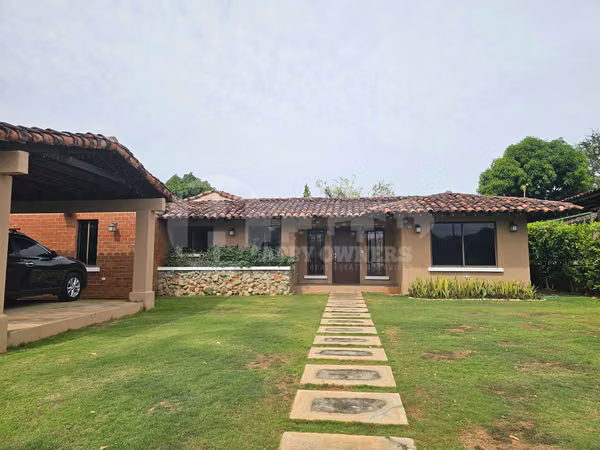 Alquiler de casa en Residencial Cubitá, Chitré