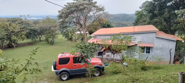Vendo 5000 mt2 con Casita. Espectacular vista al mar y montaña!