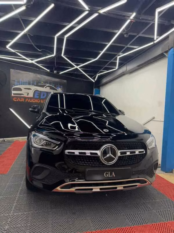 Mercedes Benz GLA200 DEL 2022 IMPECABLE