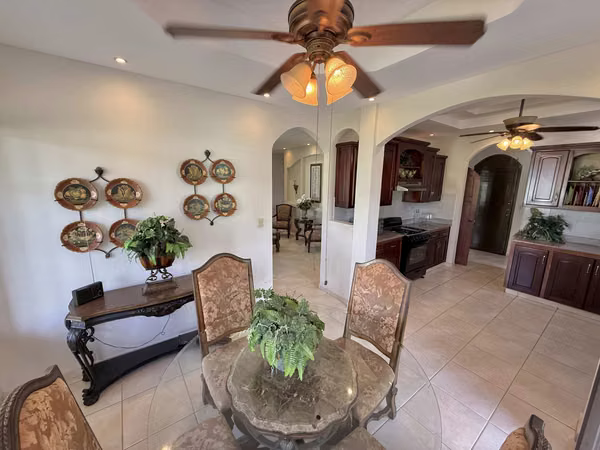 Casa en Venta en Santa Clara – Cerca de la Playa