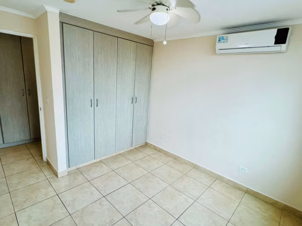 Apartamento en venta en Rio Abajo a pasos de Vía España