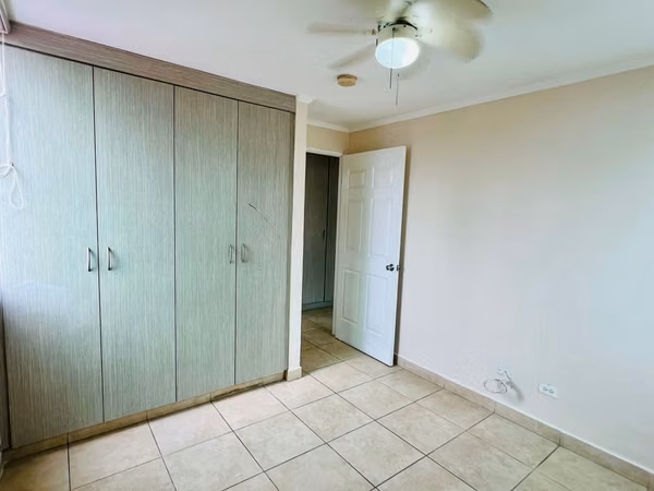 Apartamento en venta en Rio Abajo a pasos de Vía España