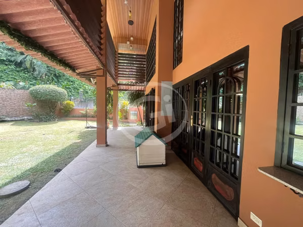 Venta Casa Condado del Rey en Esquina