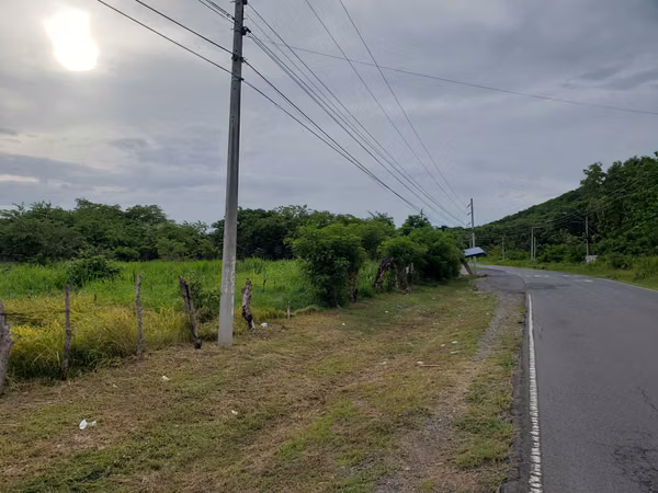 Vendo finca de 11,3 Hectáreas. Titulada, Santa Maria Via La Pintada.
