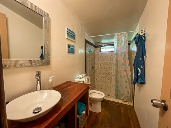 BEACH HOUSE FOR SALE ISLAND COLON BOCAS DEL TORO