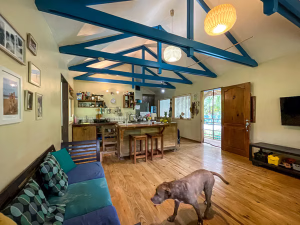 BEACH HOUSE FOR SALE ISLAND COLON BOCAS DEL TORO