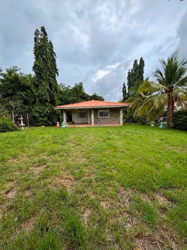 VENTA DE CASA EN LAS LAJAS, CORONADO