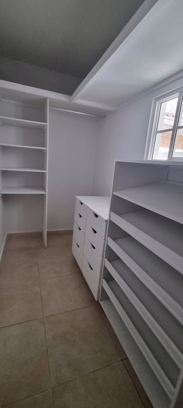 COMMERCIAL AND RESIDENTIAL HOUSE FOR RENT - CHANIS LA FONTANA