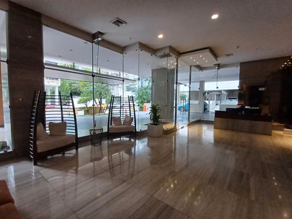 MARBELLA 47 3 bd 3 ba near Avenida Balboa, Marbella, Calle 50, Paitilla, Bella Vista